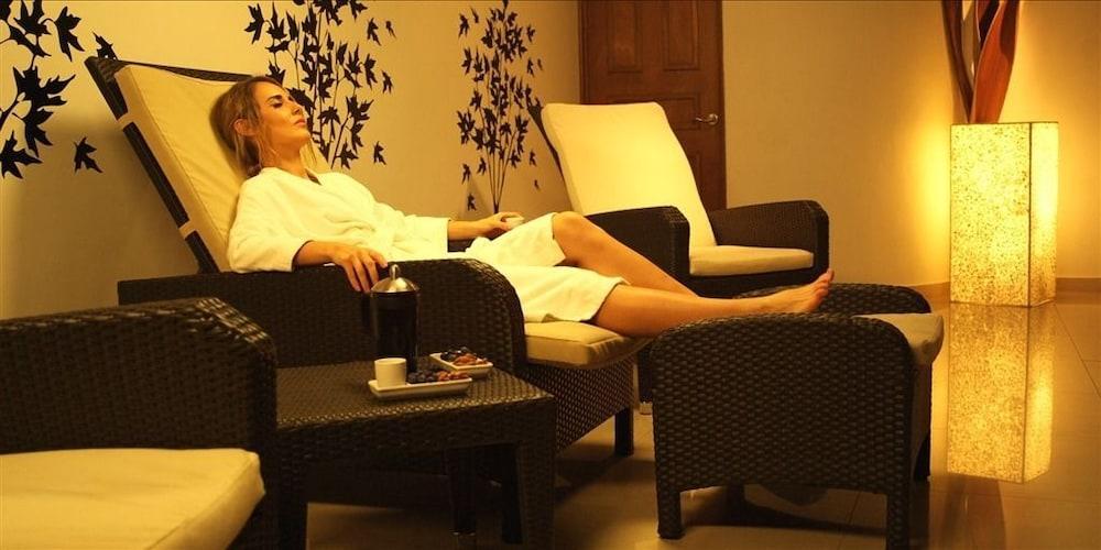 Gran Casa Sayula Galeria & Spa Екстериор снимка