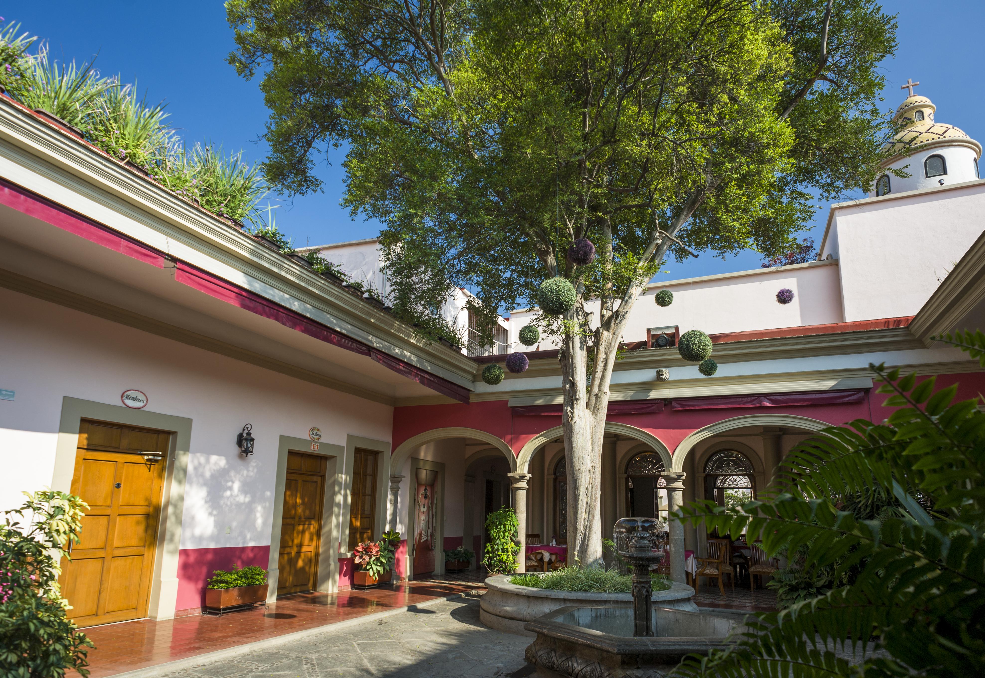 Gran Casa Sayula Galeria & Spa Екстериор снимка